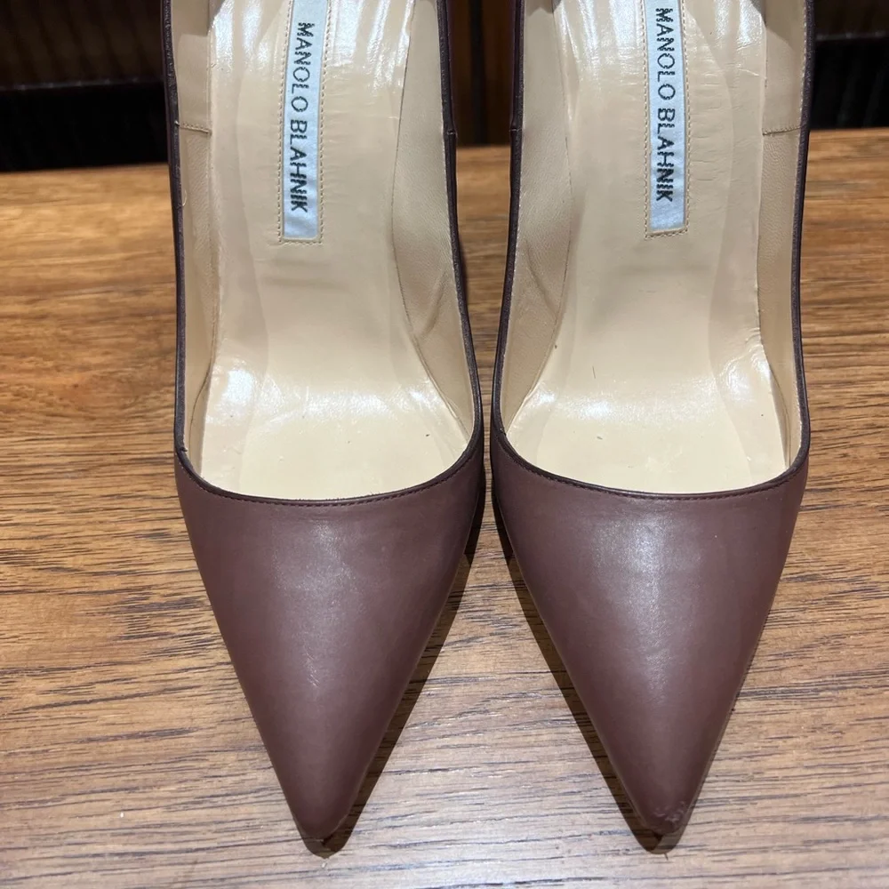 Dark brown leather, 4” wood stacked heel. - Picture 3 of 6